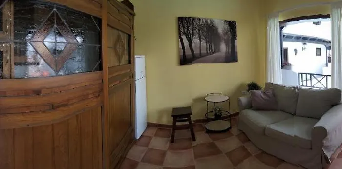 Aptos Con Piscina El Flamboyan 1