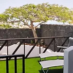 Apartamento Aptos Con Piscina El Flamboyán 1 *