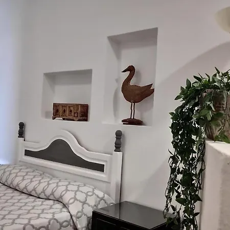 Aptos Con Piscina El Flamboyán 1 *