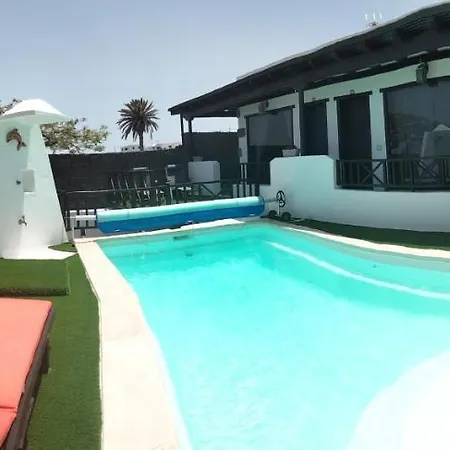 Appartement Aptos Con Piscina El Flamboyan 1 *