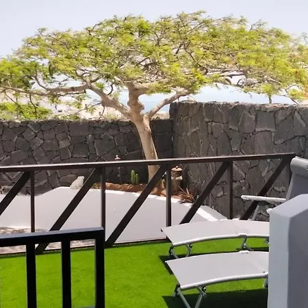 Апартаменты Aptos Con Piscina El Flamboyan 1 *
